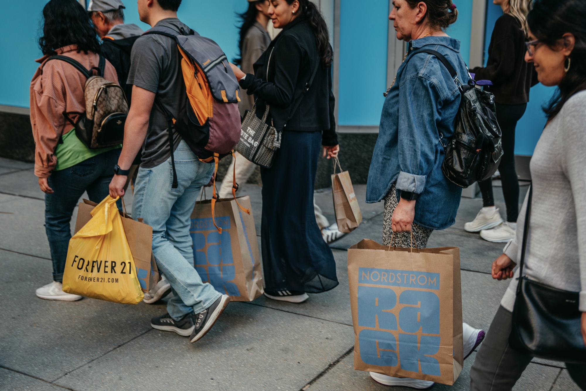 Shoplifters in Palo Alto Make Off With Designer Handbags Worth $100K – NBC  Bay Area